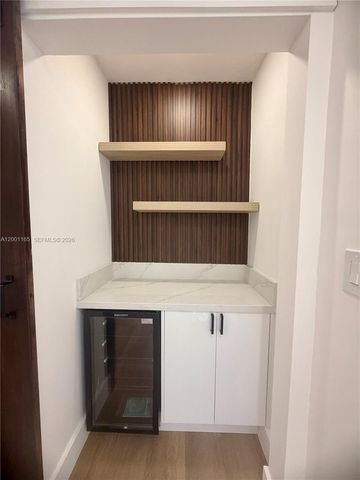 9051 SW 200th St, Cutler Bay, FL 33157