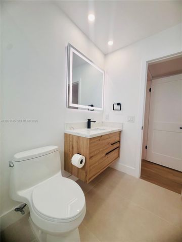 9051 SW 200th St, Cutler Bay, FL 33157