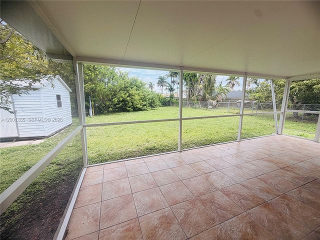 9051 SW 200th St, Cutler Bay, FL 33157