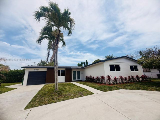 9051 SW 200th St, Cutler Bay, FL 33157