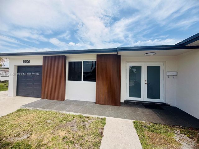 9051 SW 200th St, Cutler Bay, FL 33157