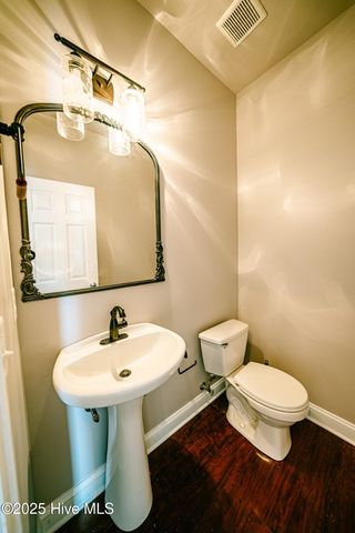 136 Old Millstone Landing Lane, Sneads Ferry, NC 28460