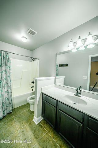 136 Old Millstone Landing Lane, Sneads Ferry, NC 28460