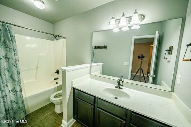 136 Old Millstone Landing Lane, Sneads Ferry, NC 28460