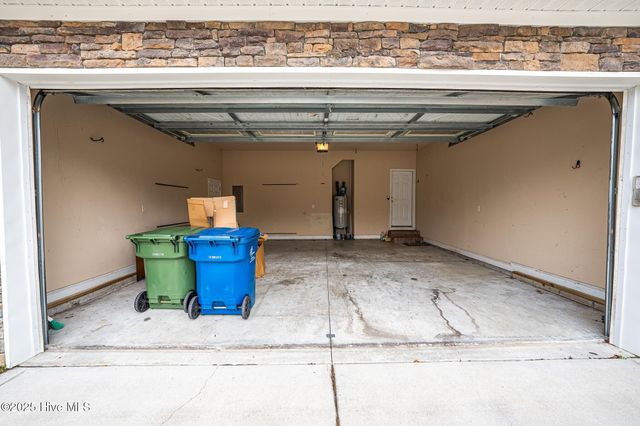136 Old Millstone Landing Lane, Sneads Ferry, NC 28460