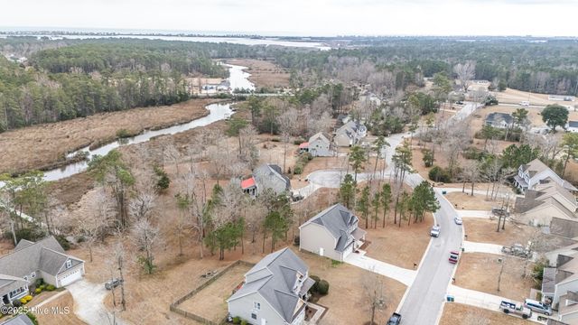 136 Old Millstone Landing Lane, Sneads Ferry, NC 28460