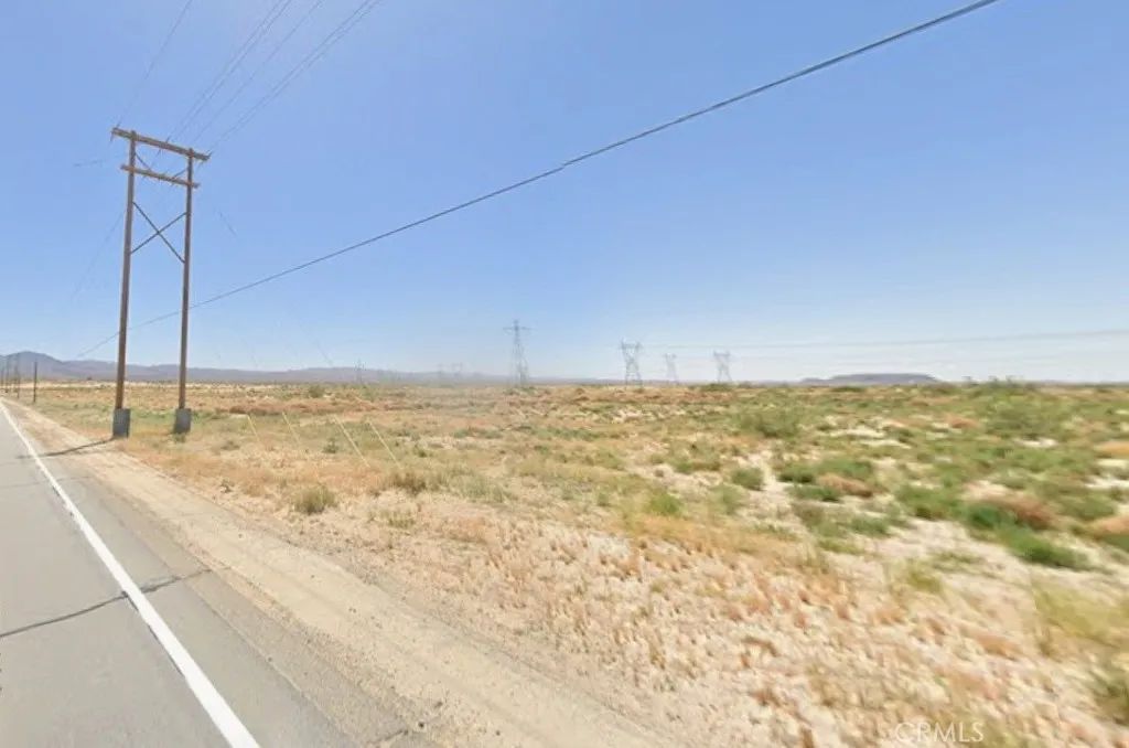 1 Hidden Springs Rd, Newberry Springs, CA 92365