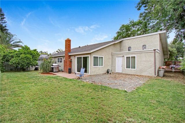 1535 E Hazeltine, Ontario, CA 91761