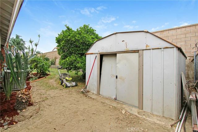 1535 E Hazeltine, Ontario, CA 91761