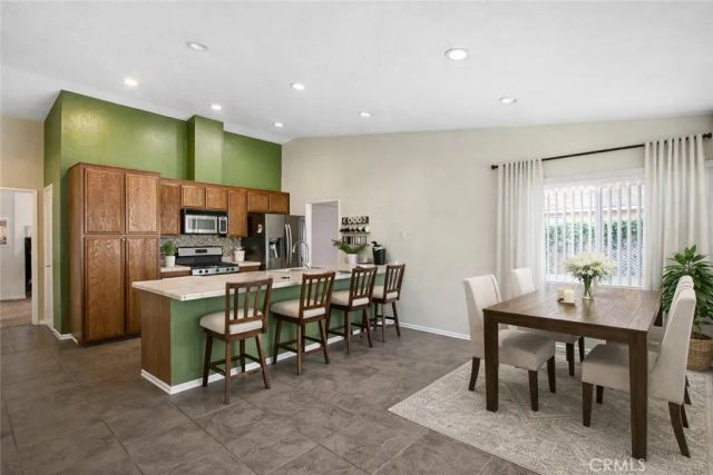 1535 E Hazeltine, Ontario, CA 91761