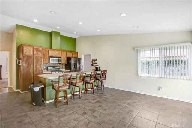 1535 E Hazeltine, Ontario, CA 91761