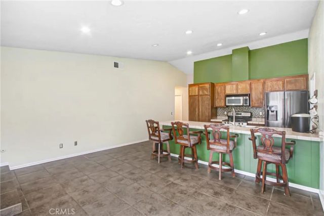 1535 E Hazeltine, Ontario, CA 91761