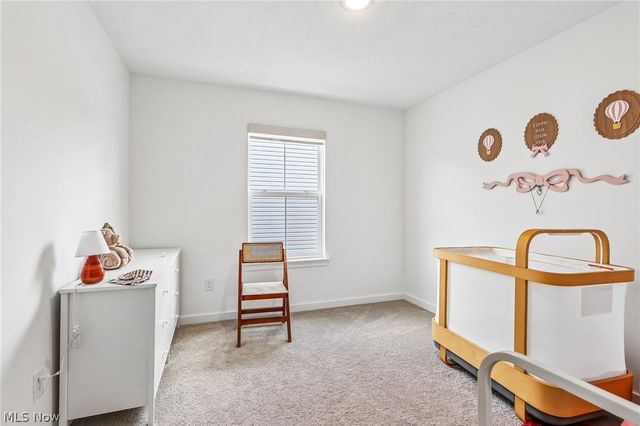 572 Auld Farm Circle, Akron, OH 44320