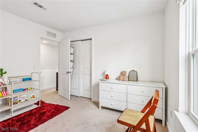 572 Auld Farm Circle, Akron, OH 44320