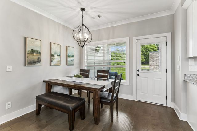 2044 Trout Trl, Murfreesboro, TN 37129