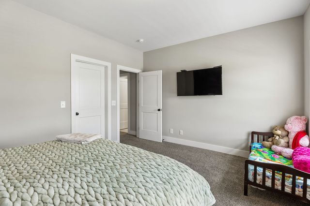 2044 Trout Trl, Murfreesboro, TN 37129