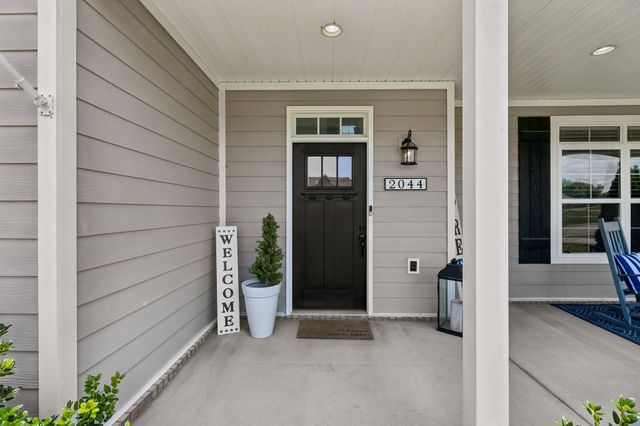 2044 Trout Trl, Murfreesboro, TN 37129