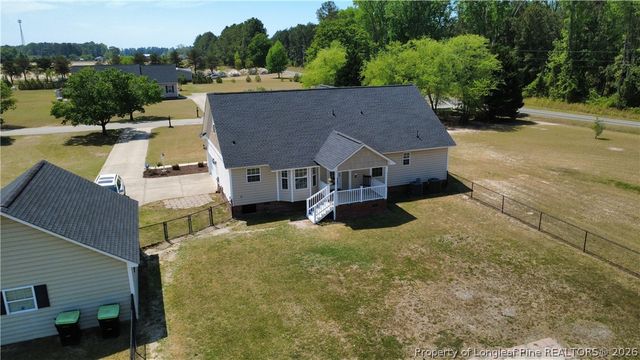 5721 Royal Farms Road, Wade, NC 28395