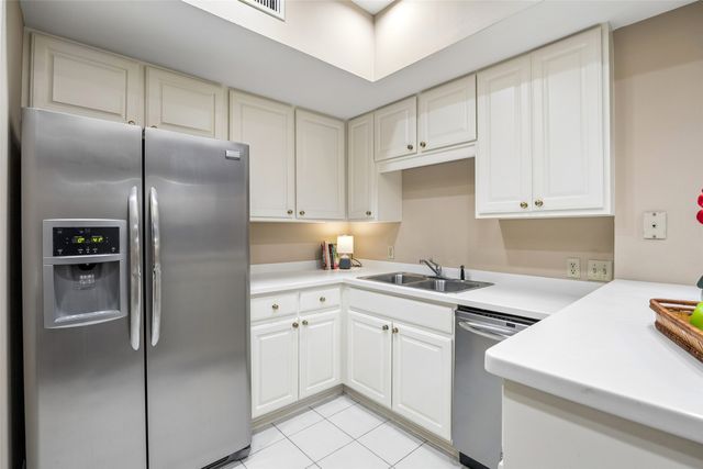 5200 Keller Springs Road 110, Dallas, TX 75248