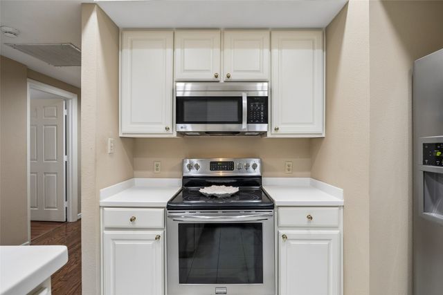 5200 Keller Springs Road 110, Dallas, TX 75248