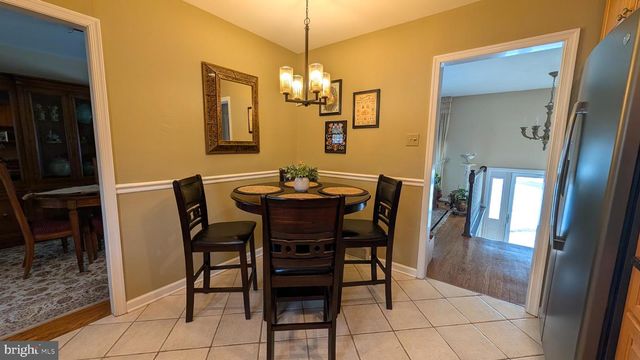 125 WILLOW WAY, Folsom, PA 19033