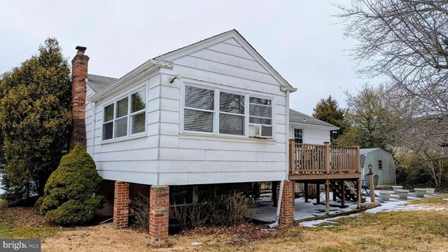 125 WILLOW WAY, Folsom, PA 19033