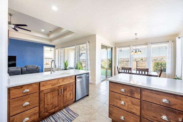 687 N MILLCREEK SPRINGS DR, Washington, UT 84780