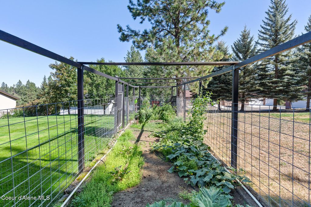 7265 W Otter Bay RD, Coeur d'Alene, ID 83814 photo 14