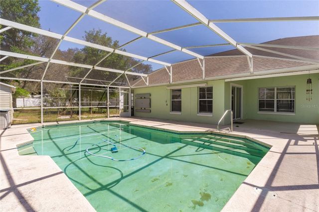 40045 PALM STREET, Lady Lake, FL 32159