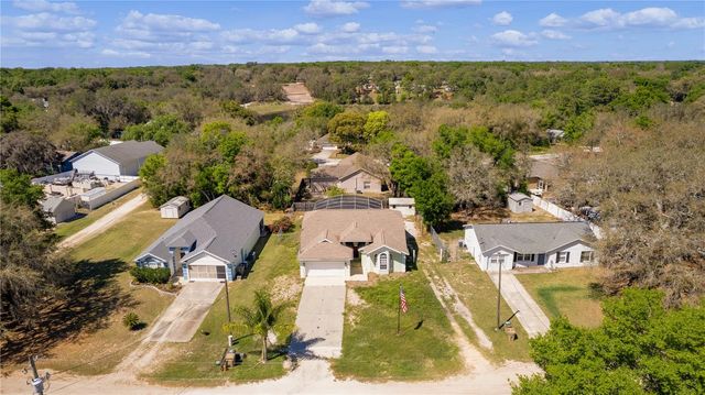 40045 PALM STREET, Lady Lake, FL 32159