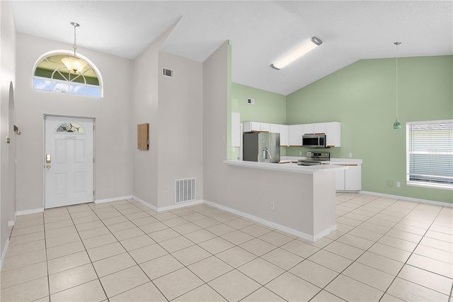 40045 PALM STREET, Lady Lake, FL 32159