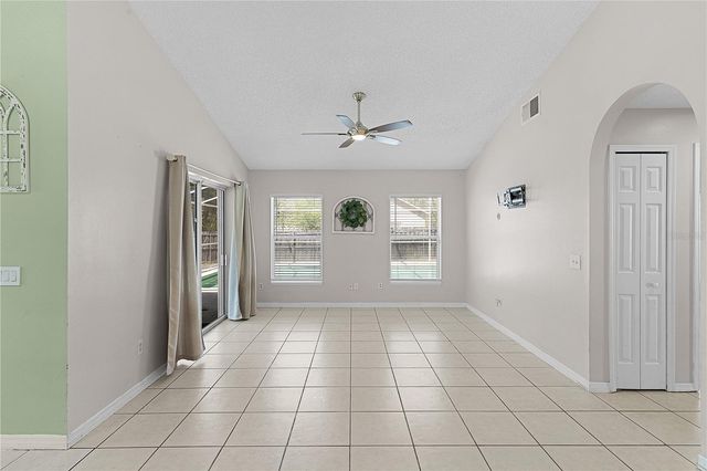 40045 PALM STREET, Lady Lake, FL 32159