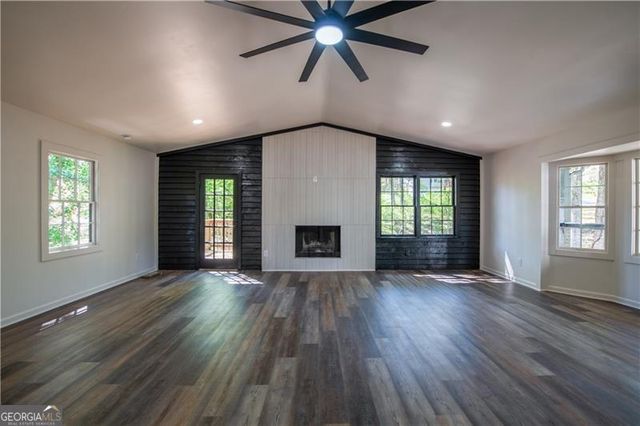 154 Dials Drive, Woodstock, GA 30188