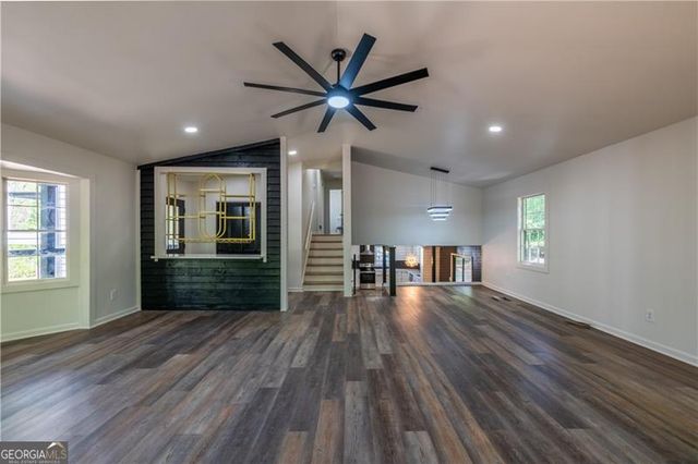 154 Dials Drive, Woodstock, GA 30188