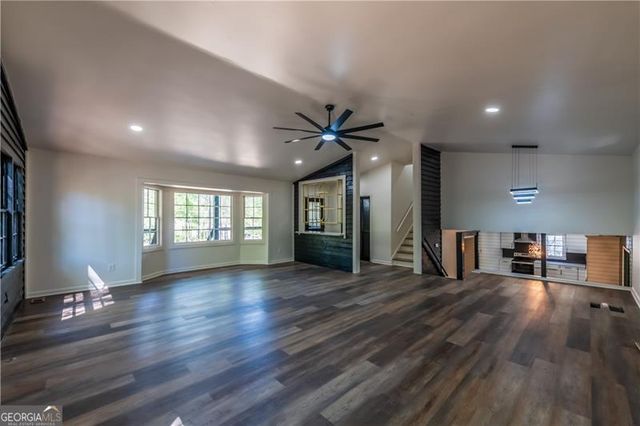 154 Dials Drive, Woodstock, GA 30188