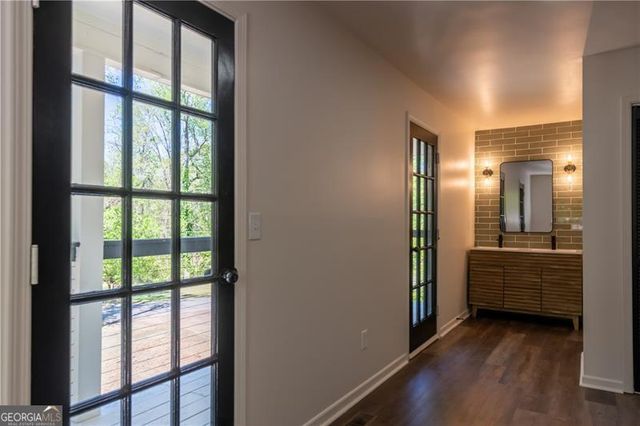 154 Dials Drive, Woodstock, GA 30188