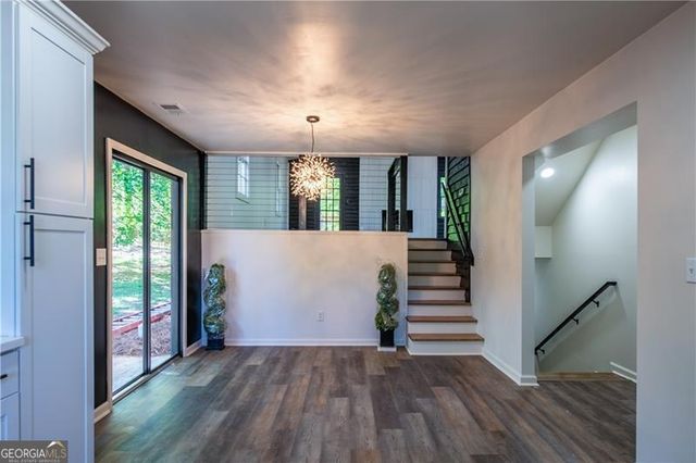 154 Dials Drive, Woodstock, GA 30188