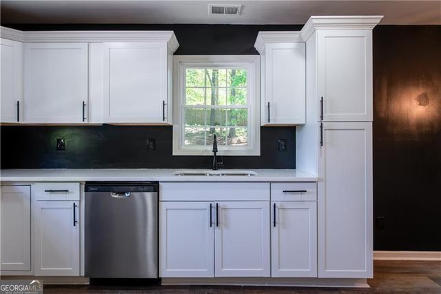 154 Dials Drive, Woodstock, GA 30188