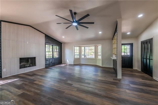 154 Dials Drive, Woodstock, GA 30188