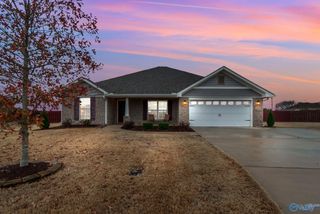 29408 Nicholson Drive, Harvest, AL 35749