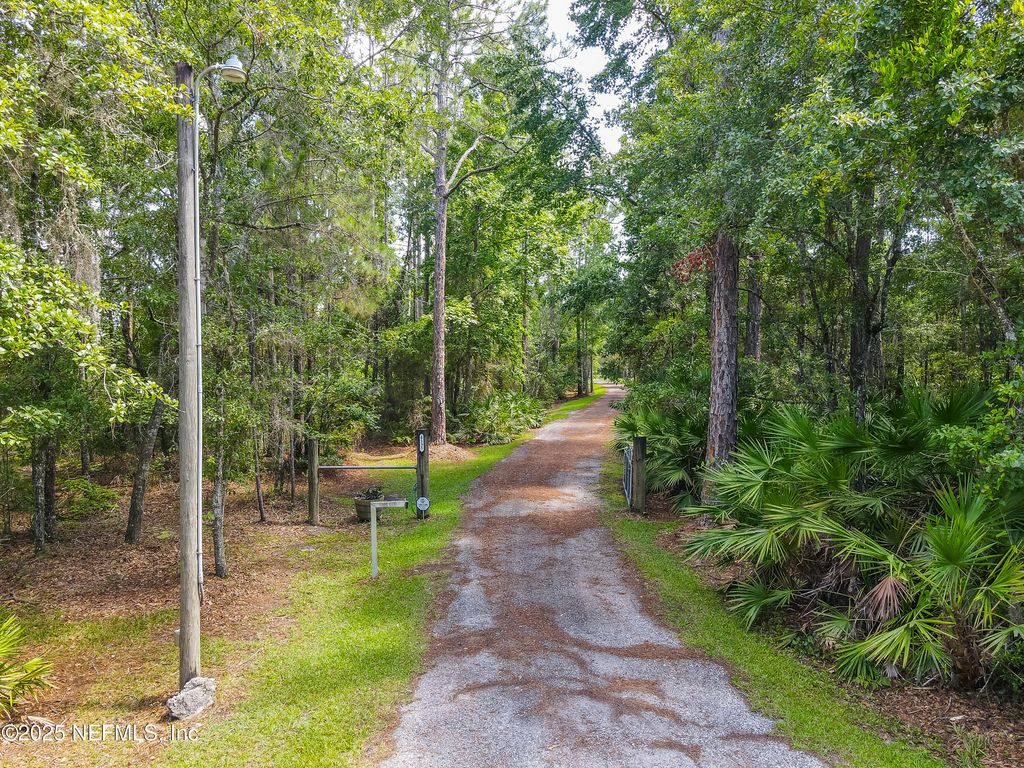 8195 COUNTY ROAD 208, St. Augustine, FL 32092
