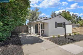4054 Sumac Ln, Sacramento, CA 95820