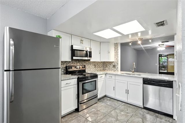 3321 LAUREL VIEW DRIVE, Brandon, FL 33511