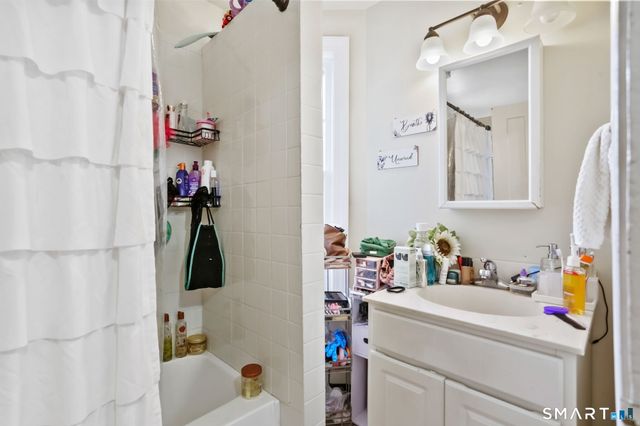 75 Newtown Avenue, Norwalk, CT 06851