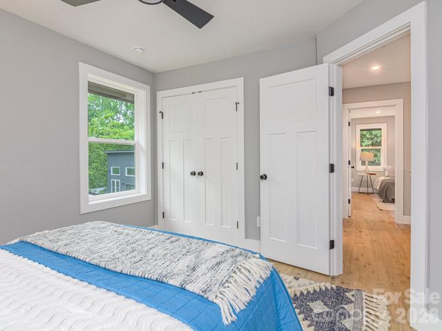 112 Shady Oak Drive, Asheville, NC 28803