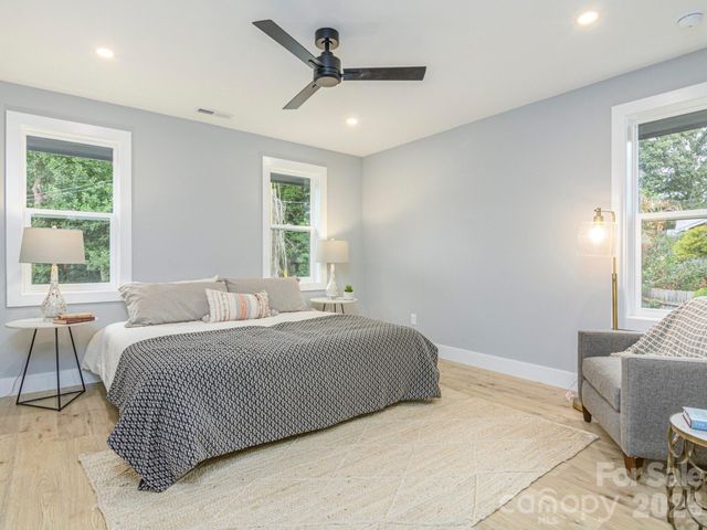 112 Shady Oak Drive, Asheville, NC 28803