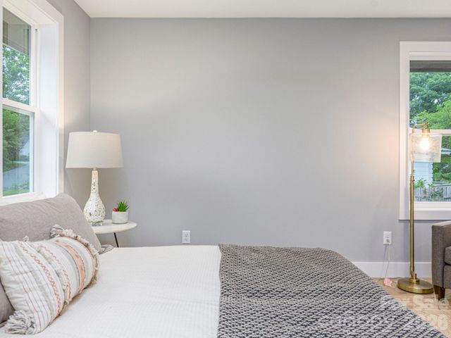 112 Shady Oak Drive, Asheville, NC 28803