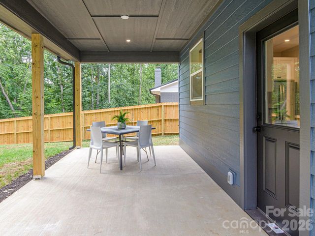 112 Shady Oak Drive, Asheville, NC 28803