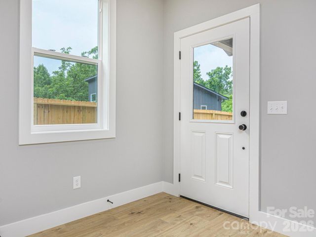 112 Shady Oak Drive, Asheville, NC 28803