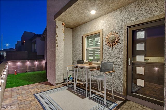 384 Aravalli Crest Street, Henderson, NV 89015